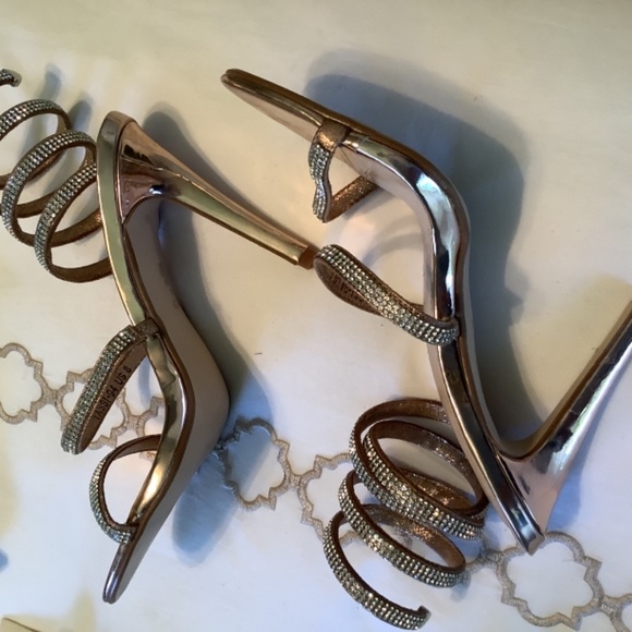 Nearly New Rose Gold & Rhinestone Evening sandal - Picture 5 of 6